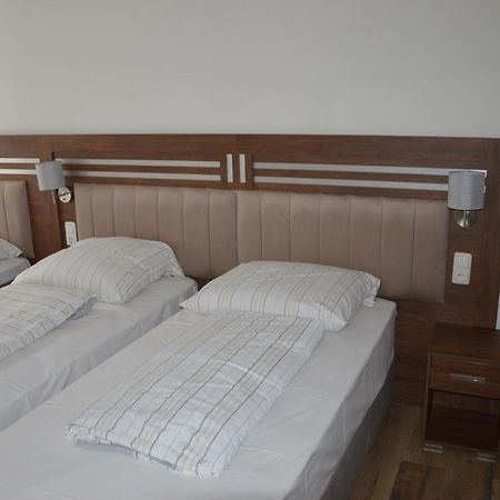 Hotel Colonia المظهر الخارجي الصورة